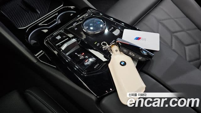 BMW 5 Series 2024 — Фото 9/20