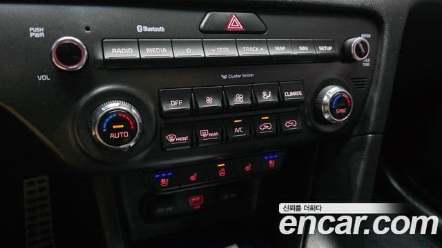 Kia Sportage The Bold 2021 — Şəkil 16/20