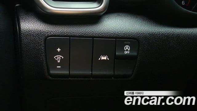 Kia Sportage The Bold 2021 — Şəkil 17/20