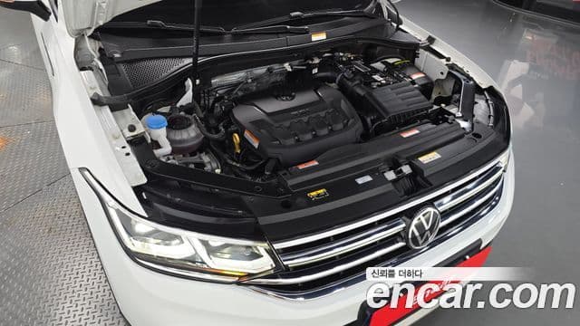 Volkswagen Tiguan Allspace 2023 — ფოტო 6/20