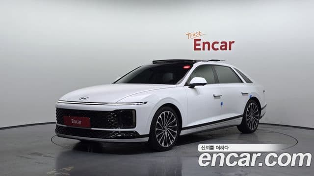 Hyundai Grandeur 2023 — ფოტო 1/20