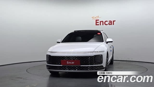 Hyundai Grandeur 2023 — ფოტო 3/20