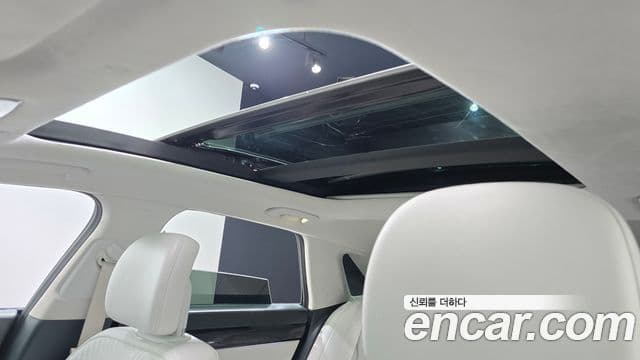 Hyundai Grandeur 2023 — ფოტო 18/20