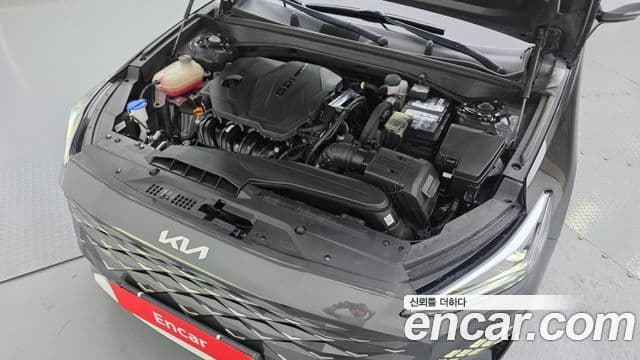 Kia K8 2022 — ფოტო 6/20