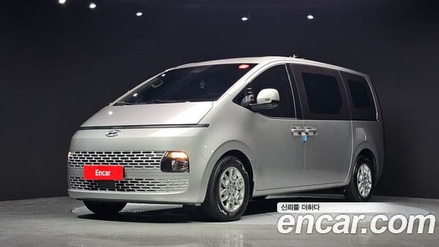 Hyundai Staria 2023 — Şəkil 1/20