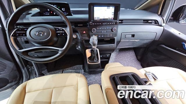 Hyundai Staria 2023 — Şəkil 7/20