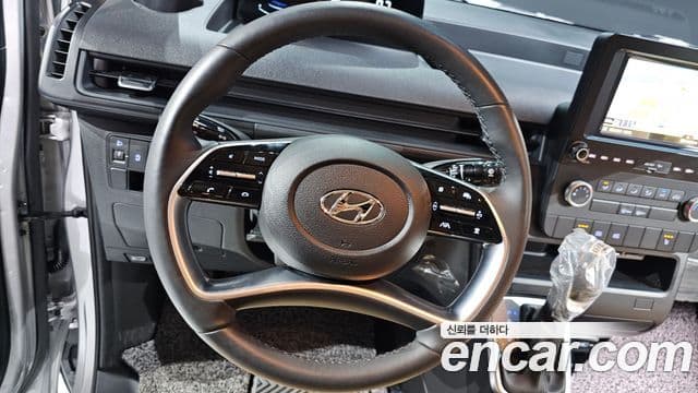 Hyundai Staria 2023 — Şəkil 12/20