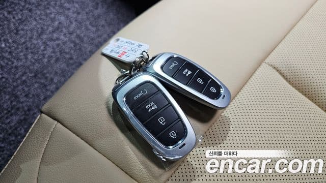 Hyundai Staria 2023 — Фото 20/20