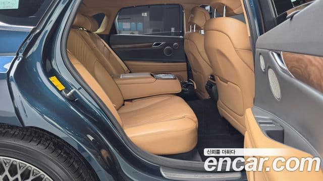Genesis Electrified G80 2020 — Şəkil 12/20