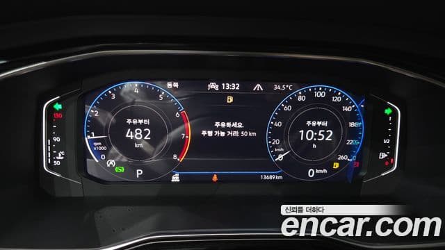 Volkswagen Jetta 2022 — ფოტო 8/20