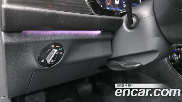 Volkswagen Jetta 2022 — ფოტო 12/20