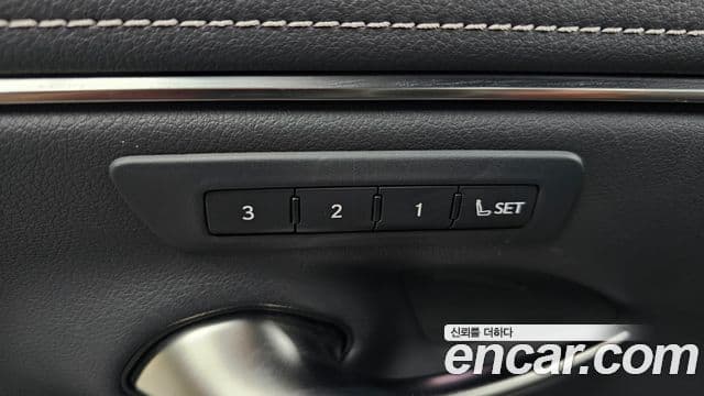 Lexus ES300h 2018 — Photo 12/37