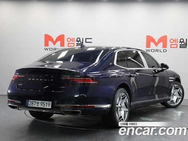 Genesis G90 2023 — Şəkil 2/20