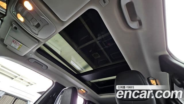 Jeep Renegade 2021 — Şəkil 31/32