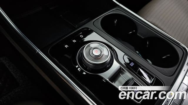 Kia Carnival 2024 — Şəkil 9/20