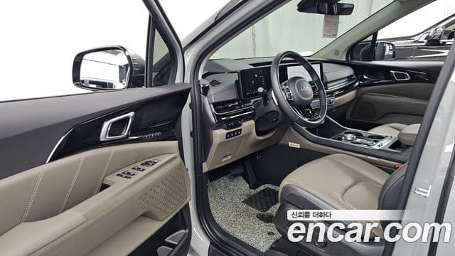 Kia Carnival 2024 — Şəkil 10/20