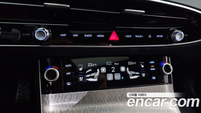 Genesis GV70 2024 — Şəkil 20/32