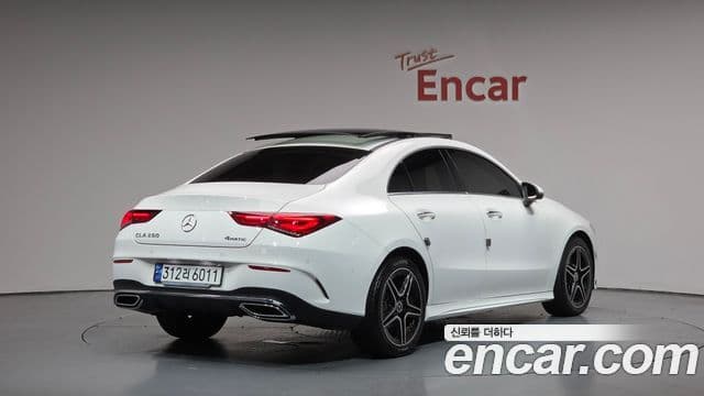 Mercedes-Benz CLA-Class 2023 — Фото 2/20