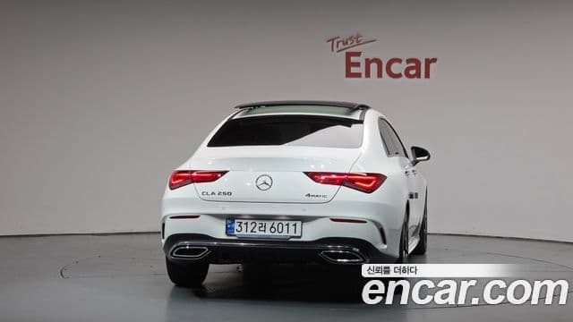 Mercedes-Benz CLA-Class 2023 — Фото 4/20