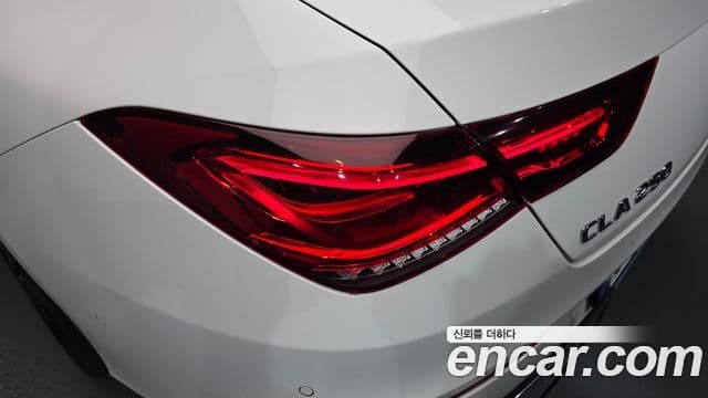 Mercedes-Benz CLA-Class 2023 — Photo 6/30