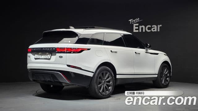 Land Rover Range Rover Velar 2019 — Фото 2/20