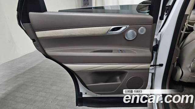 Genesis GV80 2023 — ფოტო 26/41