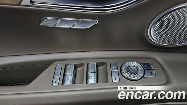 Genesis GV80 2023 — ფოტო 8/41