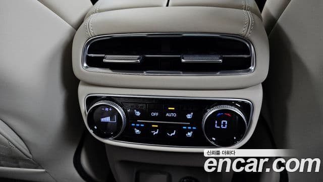 Genesis GV80 2023 — ფოტო 33/41