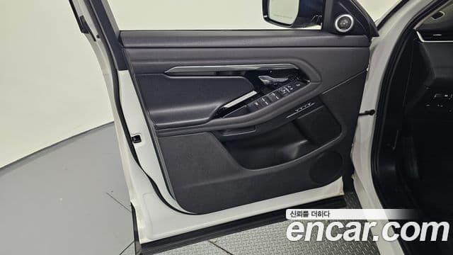 Land Rover Range Rover Evoque 2019 — Şəkil 13/31