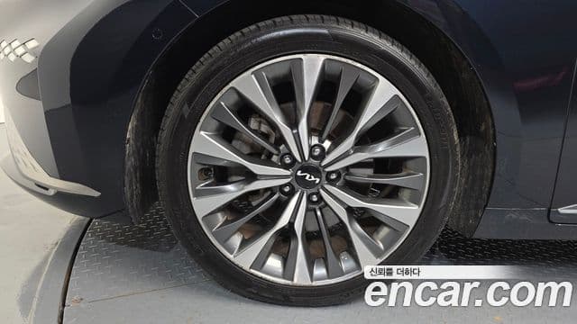 Kia K8 2021 — ფოტო 5/20