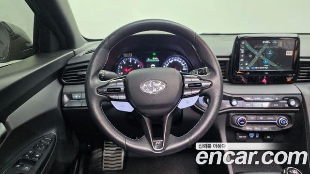 Hyundai Veloster 2019 — Şəkil 12/20