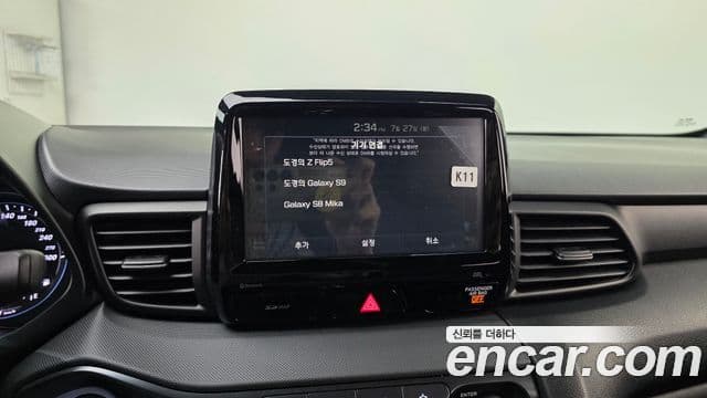 Hyundai Veloster 2019 — ფოტო 30/32