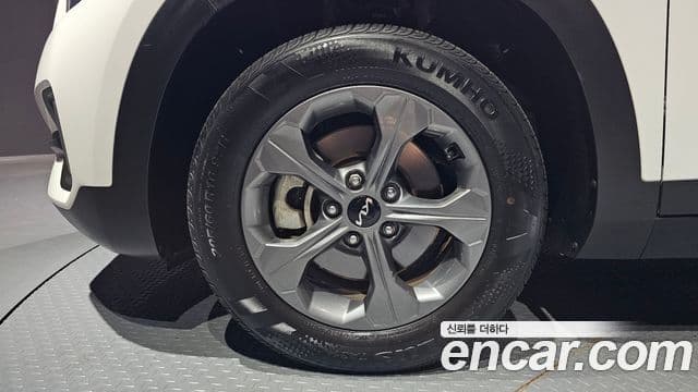 Kia Seltos 2022 — Şəkil 5/20