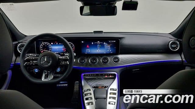 Mercedes-Benz AMG GT 2025 — Şəkil 10/18
