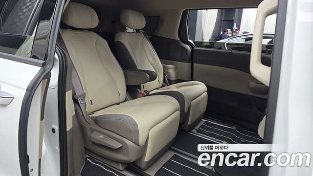 Kia Carnival 2026 — ფოტო 12/20