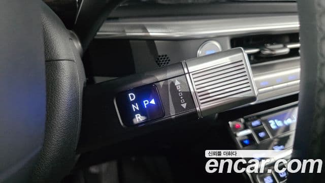 Hyundai Grandeur 2023 — Фото 9/20