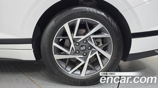 Hyundai Grandeur Hybrid 2023 — Photo 20/33