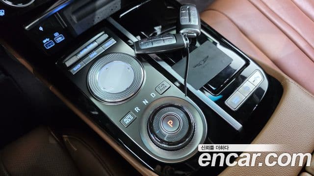 Genesis G80 2022 — Şəkil 17/32