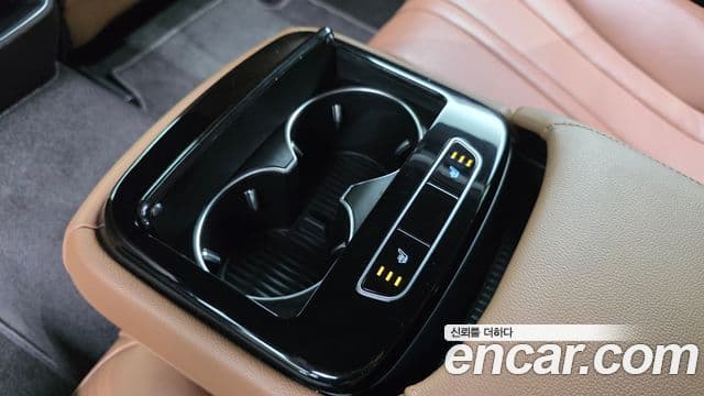 Genesis G80 2022 — Şəkil 28/32