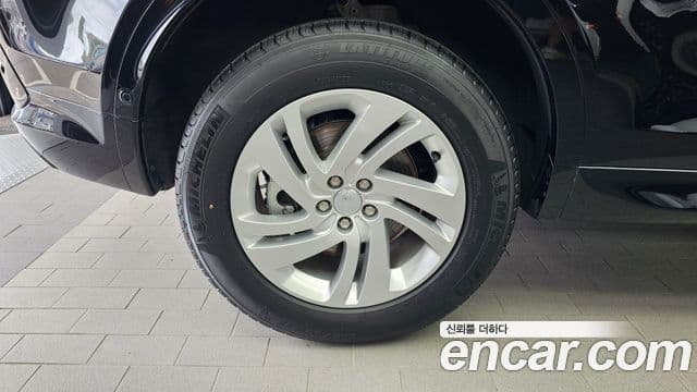 Land Rover Discovery Sport 2024 — фото 5 из 20