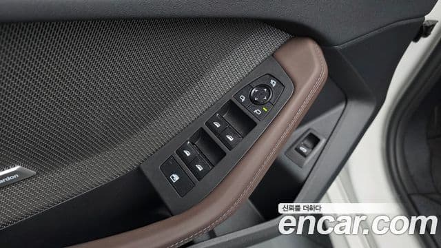 BMW 1 Series 2025 — Photo 20/34