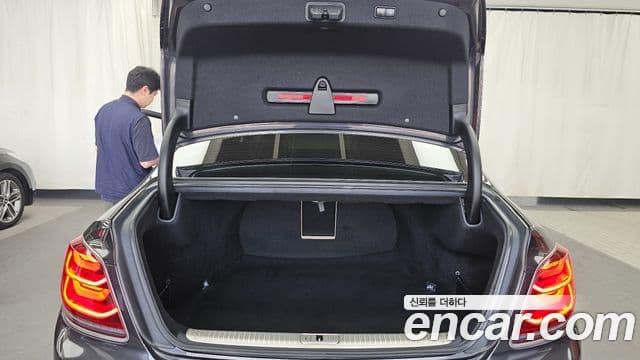 Kia The K9 2018 — Şəkil 20/20