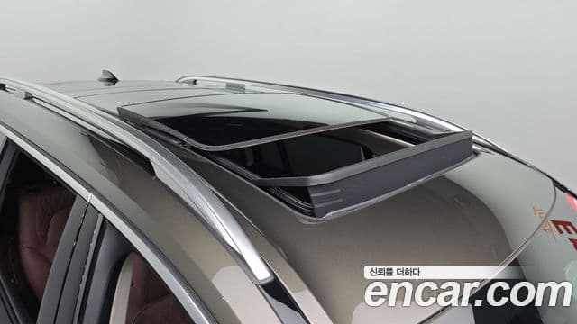 BMW X7 2022 — Photo 21/31