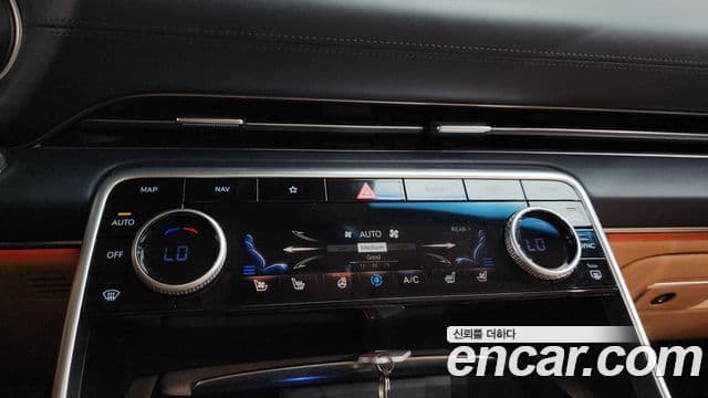 Genesis GV80 2020 — Şəkil 12/20