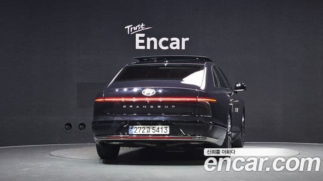 Hyundai Grandeur 2022 — ფოტო 4/20
