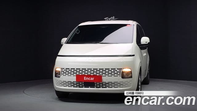 Hyundai Staria 2025 — ფოტო 3/20