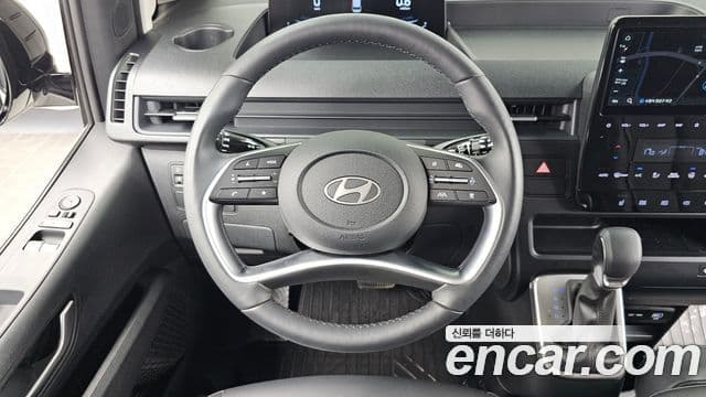 Hyundai Staria 2025 — ფოტო 13/20