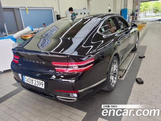 Genesis Electrified G80 2023 — фото 3 из 20