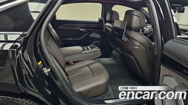 Audi A8 2023 — ფოტო 12/20