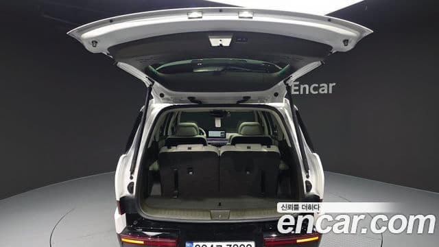 Hyundai Santa Fe 2023 — фото 20 из 20